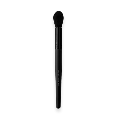 BareMinerals Diffused Highlighter Brush