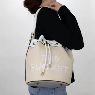 The Bucket Bag in white